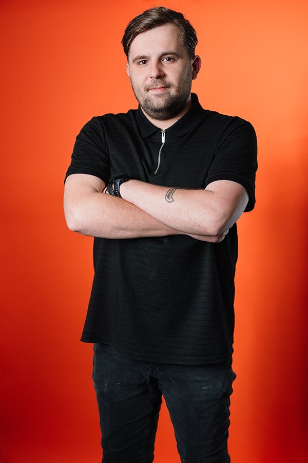 Kevin_oranje_600x900.jpg